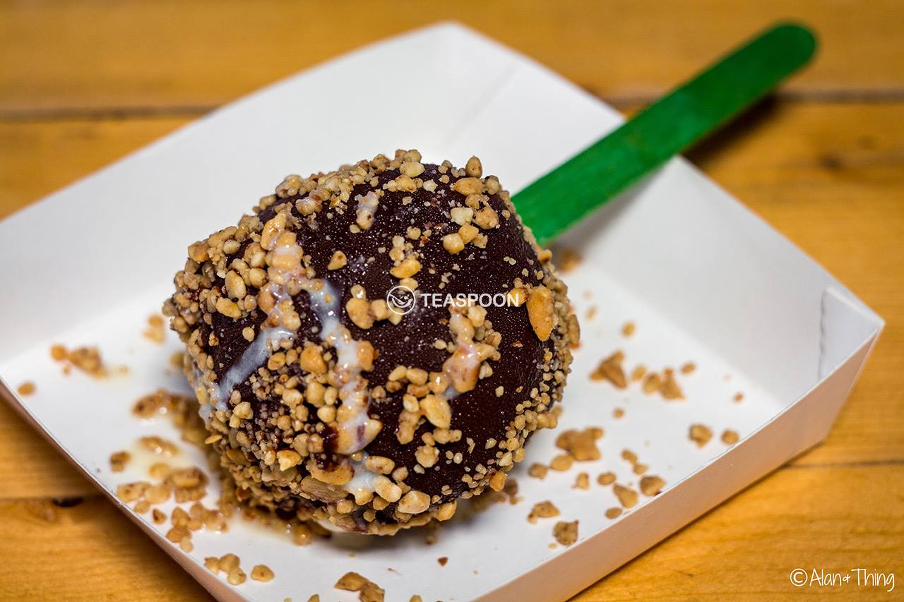 【Kuching Festival NEW Treats!】MEGABALL Gelato & Gelollipop? O(≧∇≦)O